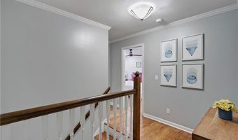 813 Lakeshore Dr, Berkeley Lake, GA 30096