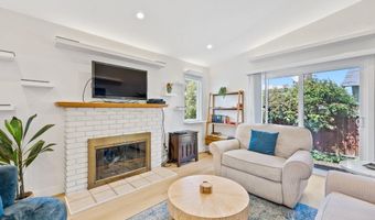 208 Valencia Ave, Aptos, CA 95003