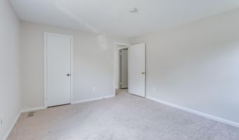 8702 PAPPAS Way, Annandale, VA 22003