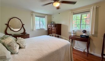 875 Princeton Ave, Amherst, OH 44001