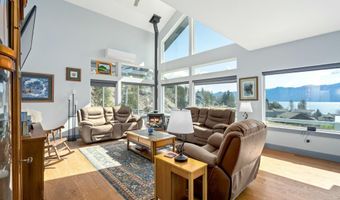 16659 Waller Rd, Bayview, ID 83803