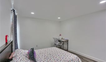 1703 Vanburen St, Aliquippa, PA 15001