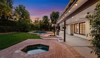 29340 Castlehill Dr, Agoura Hills, CA 91301
