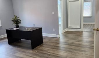 7361 MCWHORTER Pl 320, Annandale, VA 22003