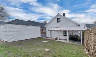 19 Greene Ln, Newport, RI 02840