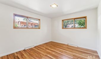 1220 S Johnson St, Boise, ID 83705