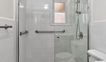 87 Buckingham Dr, Albany, NY 12208