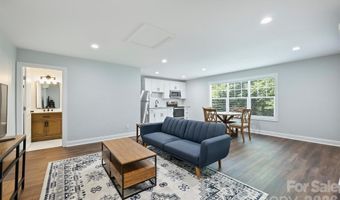 1617 Hawthorne Ln, Charlotte, NC 28205