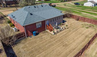 139 Hemlock Rd, Batesville, MS 38606