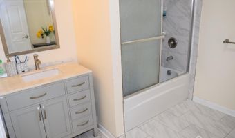 424 Remsen Ave, Avenel, NJ 07001