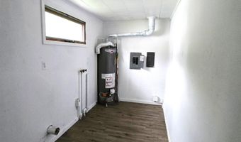 306 S 8TH Ave, Albany, IL 61230