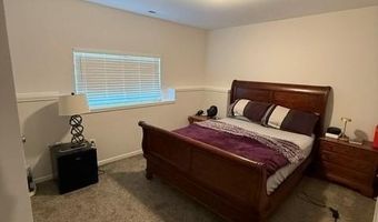 16338 Lois Ln, Basehor, KS 66007