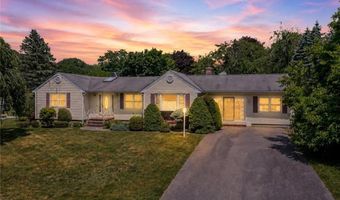 9 Apache Ln, Cumberland, RI 02864