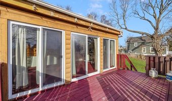 17 Padelford Ave, East Providence, RI 02915