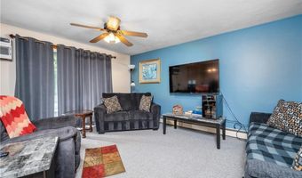 2 Angle St 5, Lincoln, RI 02838