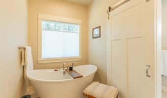 13831 Great Bear Loop, Bigfork, MT 59911