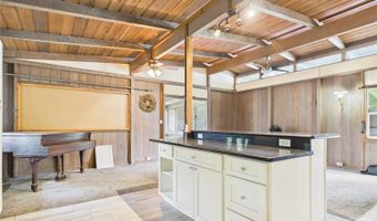 1261 Ulupii St, Kailua, HI 96734