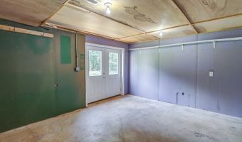 173 Pine Tag Ln, Appomattox, VA 24522