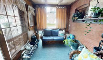 1115 N 2nd St, Altoona, PA 16601