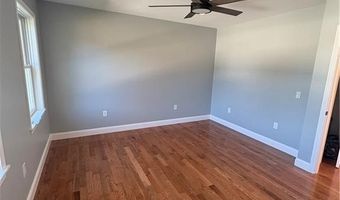 16 George St, Warwick, RI 02888