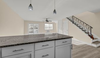 113 Park Ave 18, Danbury, CT 06810