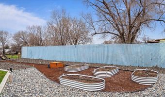 317 7th St, Benton City, WA 99320