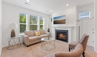 396 Rum River Way, Anoka, MN 55303