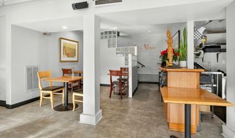 84 N Main St, Ashland, OR 97520