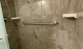660 Juniper Cir, Algonquin, IL 60102