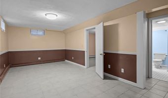 1 Masso Dr, North Providence, RI 02904