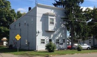 665 Walnut Ave Apt #1, Alliance, OH 44601