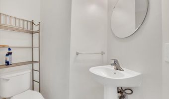 5995- B TERRAPIN Pl 301, Alexandria, VA 22310