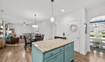 400 Everest Ct, Aberdeen, NC 28315