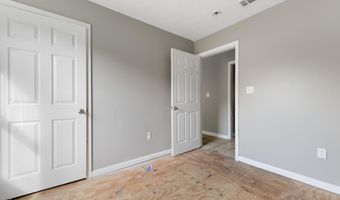 6077 E Kemper St, Bay St. Louis, MS 39520