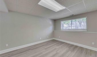 417 Elm Crossing Ct, Ballwin, MO 63021