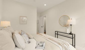 502 EDGEWOOD St NE 2, Washington, DC 20017