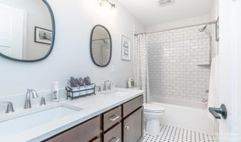 23 Loon Ln, Ann Arbor, MI 48103