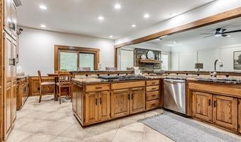 2216 Heidi Ct, Bartlesville, OK 74006