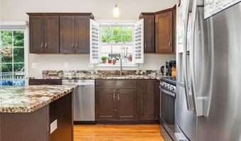 86 Inkberry Trl, Narragansett, RI 02882