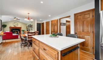 601 24th St NW, Austin, MN 55912