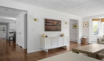 320 Stone Ridge Dr, East Greenwich, RI 02818