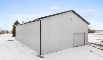 118 5th Ave SE, Surrey, ND 58785