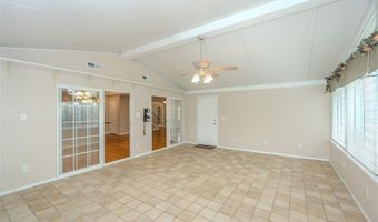 693 Woodrun Ct, Ballwin, MO 63021