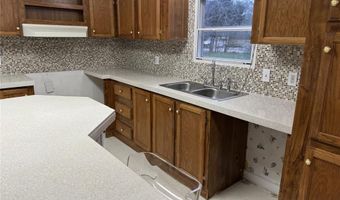 112 Pioneer Trl, Weatherford, TX 76087