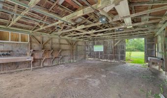 2100 Rowe, Applegate, MI 48401