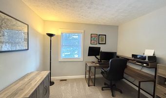 8498 Seattle Slew Ln, Indianapolis, IN 46217