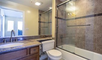 5241 Colodny Dr 301, Agoura Hills, CA 91301
