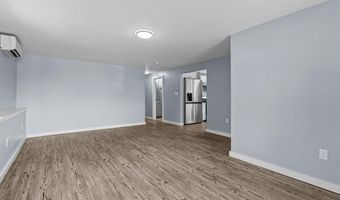 132 Maple Ave, Middletown, RI 02842