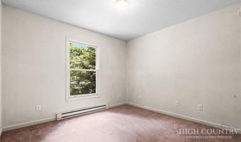 100 Summersweet Dr, Banner Elk, NC 28604
