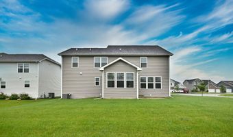 620 N Sullivan St, Addison, IL 60101